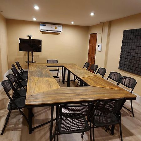 Pilgrim's Kitchen&Inn Savannakhet Exterior foto