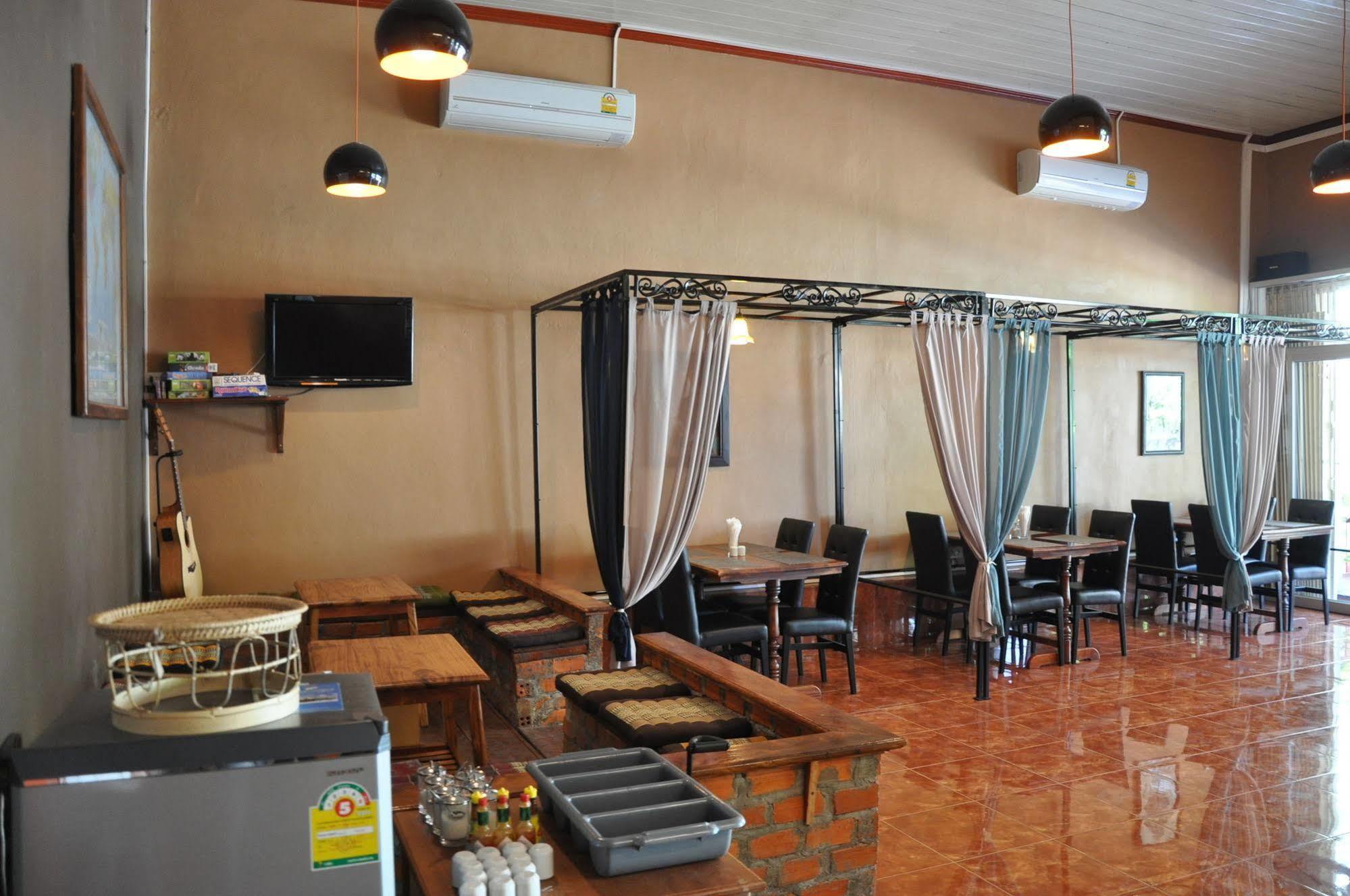 Pilgrim's Kitchen&Inn Savannakhet Exterior foto