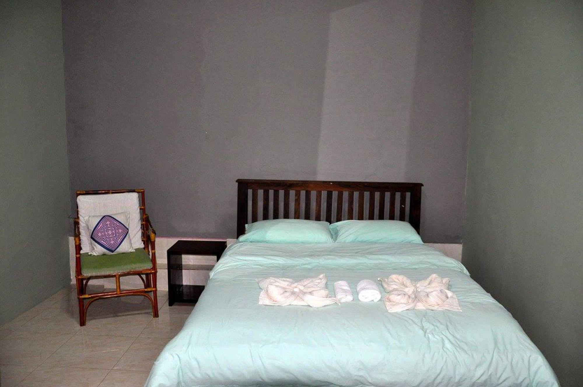 Pilgrim's Kitchen&Inn Savannakhet Exterior foto