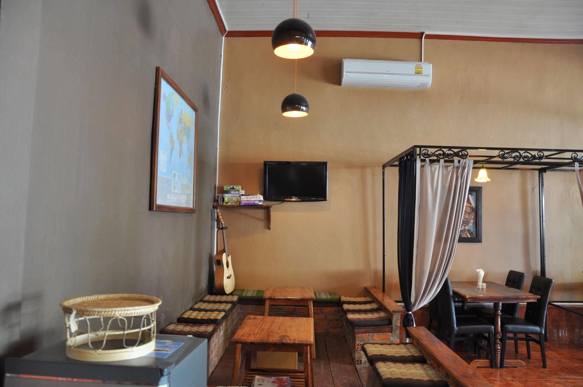 Pilgrim's Kitchen&Inn Savannakhet Exterior foto